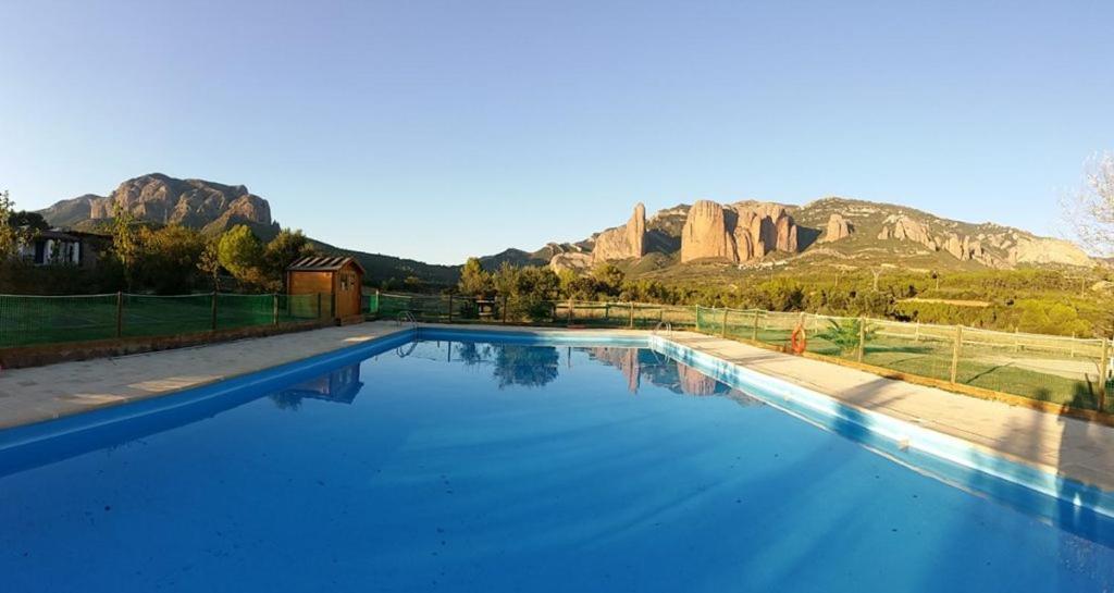 Murillo de Gállego Camping Bungalows Armalygal מראה חיצוני תמונה